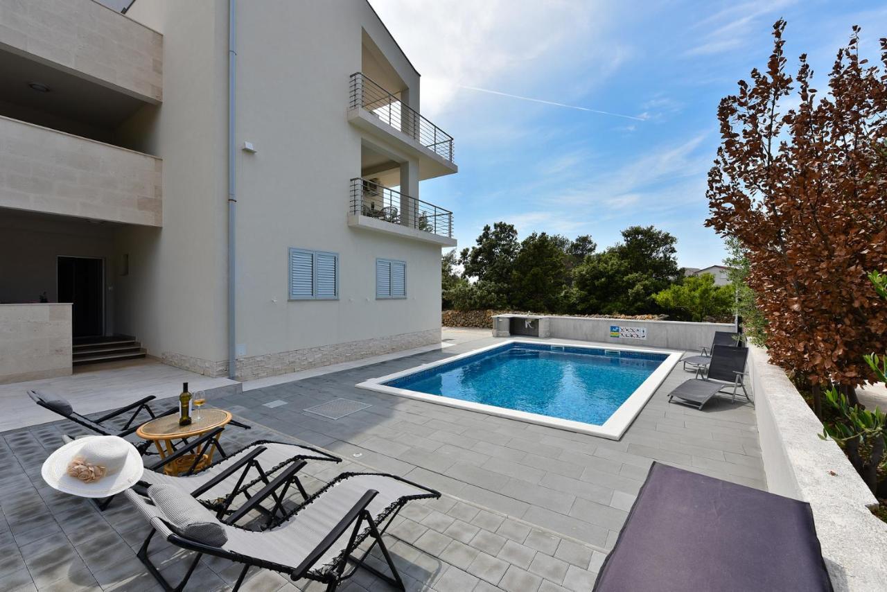 Apartmani Iva Vir Exterior photo